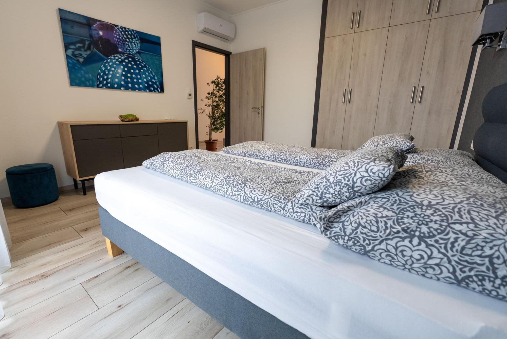Jokai Apartman Dunafoldvar Dış mekan fotoğraf