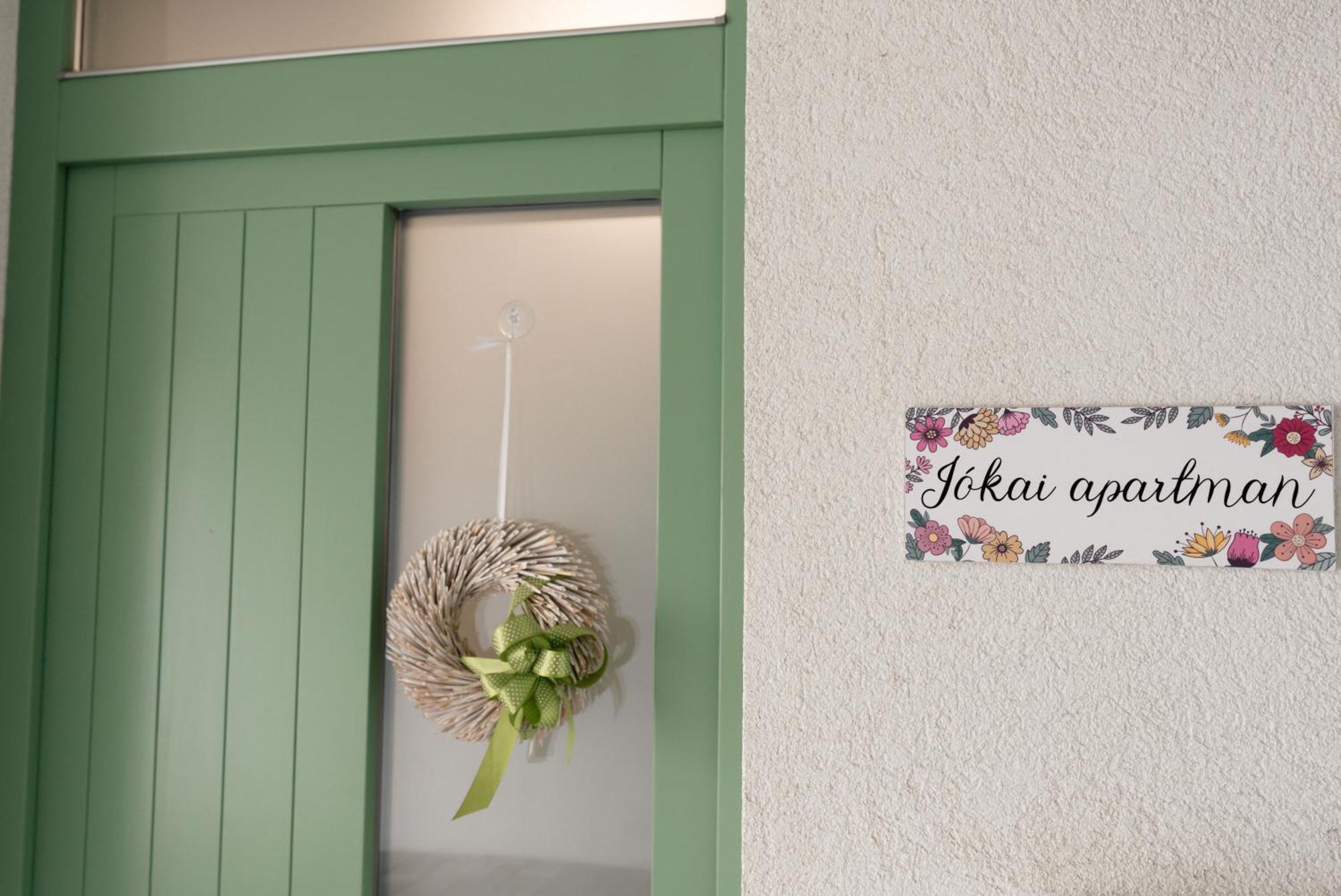 Jokai Apartman Dunafoldvar Dış mekan fotoğraf